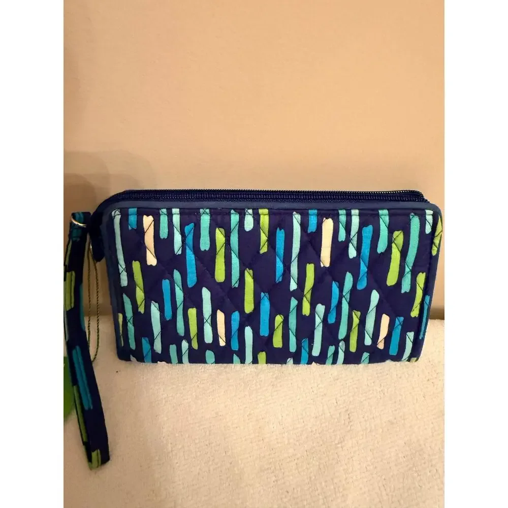 New with tag Vera “Katalina Showers” Front Zip Wallet Wristlet.